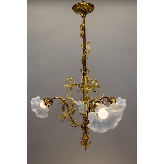 French Art Nouveau Opalescent Glass & Bronze Floral Chandelier, 1920 For Sale - Image 9 of 18