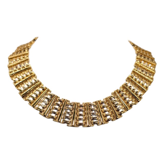 Vintage Signed Napier Goldtone Interlocking Link Wide Collar Necklace For Sale