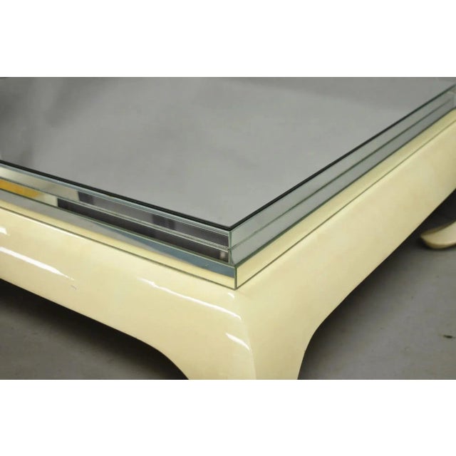 Vintage Chinoiserie Bone Lacquered Oriental Ming Style Mirrored Coffee Table For Sale - Image 11 of 12