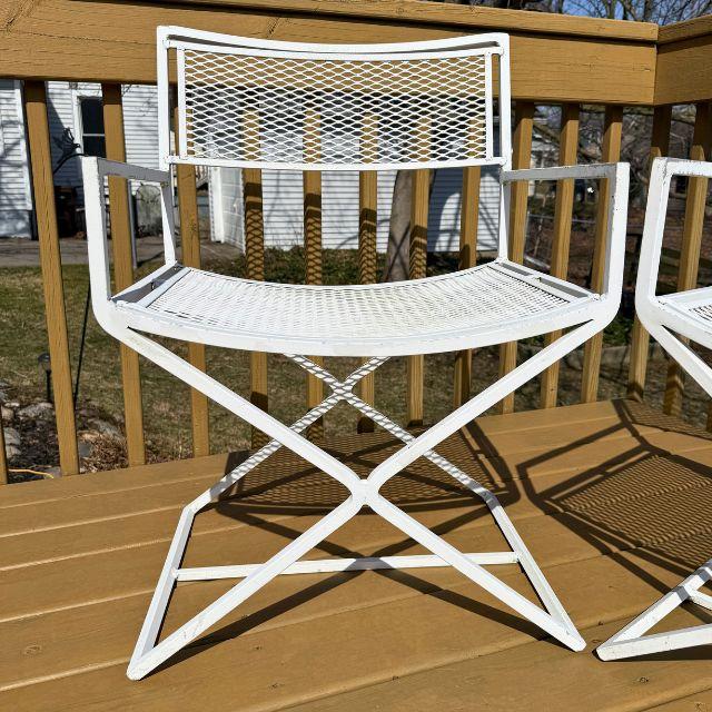 Mid 20th Century, Styled After Salterini, White Metal Director Chairs, Pair For Sale - Image 10 of 18