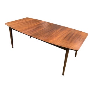 1970s Mid Century and Modern Dining Table with Leaves For Sale