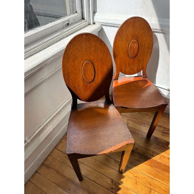 Set of Four George III Mahogany Hall Chairs, Circa 1780 For Sale In New York - Image 6 of 9