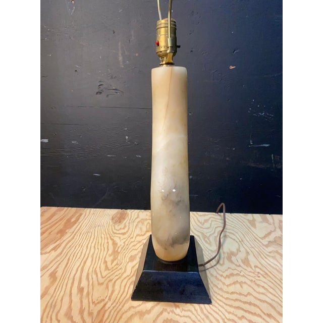 Mid-Century Modern 1950's Maurizio Tempestini Biomorphic Alabaster Table Lamp For Sale - Image 3 of 10