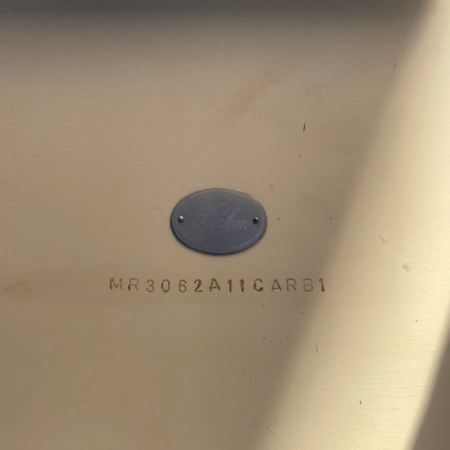 French Country Nesting Tables by Baker – Set of 2, Cream Lacquer Curved-Leg Design, 1970s For Sale - Image 9 of 12