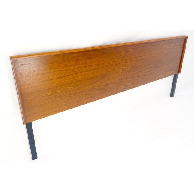 John Stuart John Stuart Oiled Walnut Danish Mid Century Modern King Size Bed Headboard For Sale - Image 4 of 9