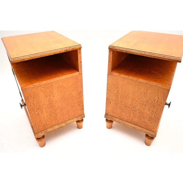 Wood Swedish Art Deco Bedside Cabinets in Satin Birch, 1930, Set of 2 For Sale - Image 7 of 11