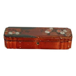 19th Century Japanese Lacquered Wooden Box For Sale