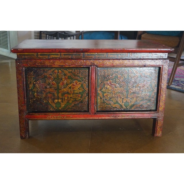 Chinese Early 20th Century Tibetan Altar Cabinet For Sale - Image 3 of 12