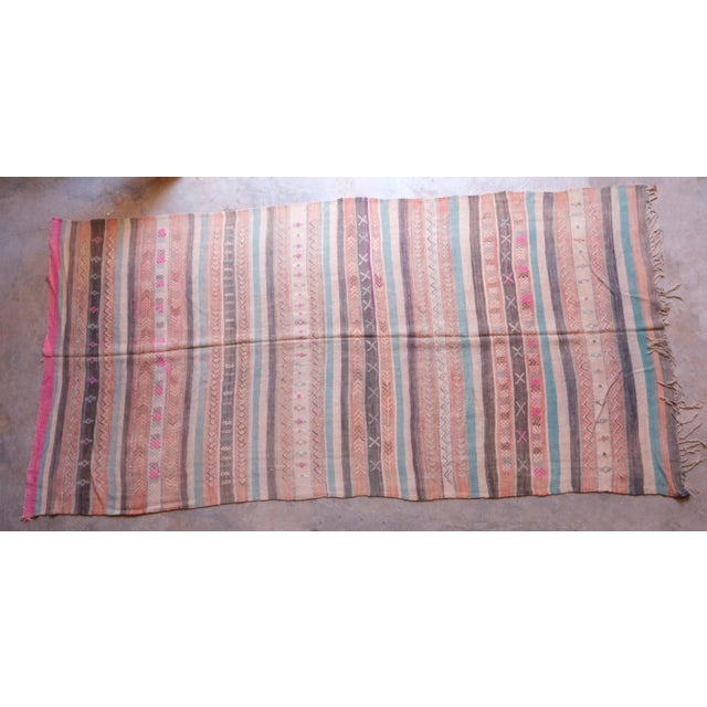 1980s Ethnic Pink Berber Moroccan 6x12 Ft Kilim For Sale - Image 9 of 10