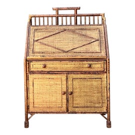 Example of Desk Sets