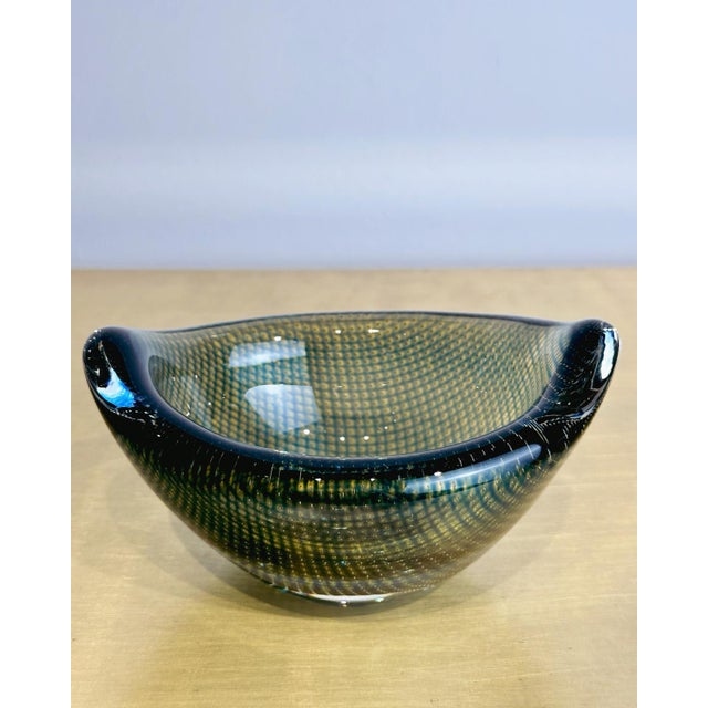 Kraka Bowl by Sven Palmqvist for Orrefors, 1950s, in Very Good conditions. Designed 1950 to 1959 This piece has an...