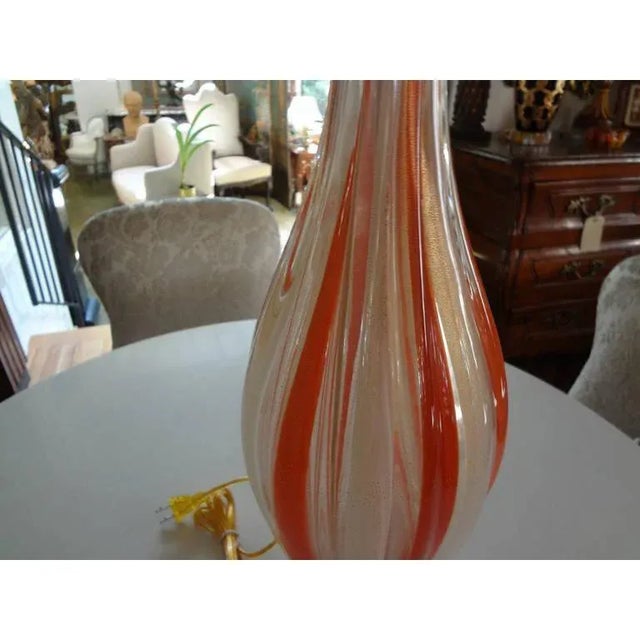 Barovier & Toso 1960's Large Orange and White Italian Murano Glass Lamp by Barovier For Sale - Image 4 of 9