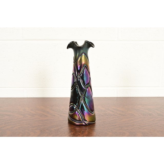 Early 20th Century Pallme-Konig & Habel Antique Austrian Threaded Iridescent Art Glass Vase, Circa 1900 For Sale - Image 5 of 12