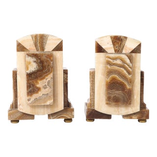 Pair of Art Deco Bookends in Tessellated Cream & Ice Sugar Onyx For Sale