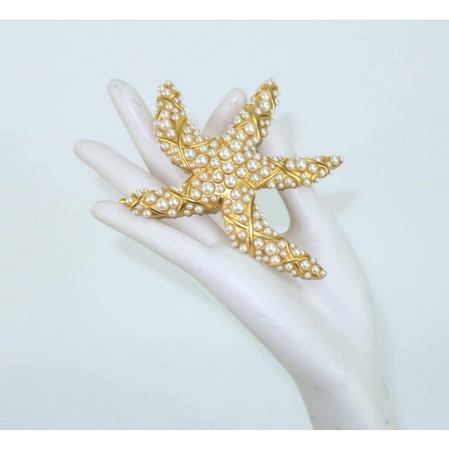 Karl Lagerfeld Large Starfish Brooch, 1980's For Sale - Image 11 of 11