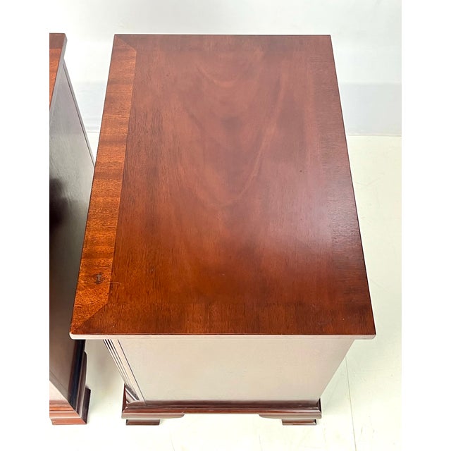 Late 20th Century Baker Furniture Chippendale Style Mahogany 3-Drawer Nightstands - A Pair For Sale - Image 16 of 18