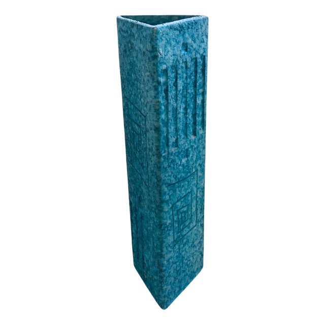 Art Ceramics Sgraffito Triangular Vase by Alvino Bagni for Raymor, 1960s For Sale