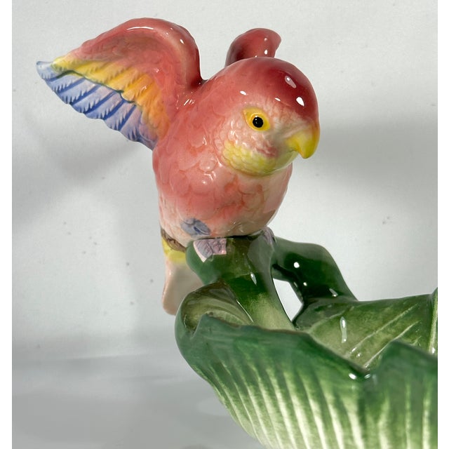 1980s Vintage Fitz & Floyd Tropical Jungle Love Birds Banana Leaf Serving Tray For Sale - Image 11 of 14