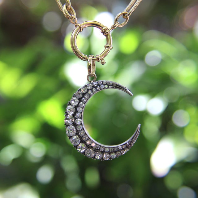 Transparent Mid 19th Century Early Victorian Silver Front 14k Gold Back Old Mine Cut Diamond Crescent Moon Pendant For Sale - Image 8 of 11