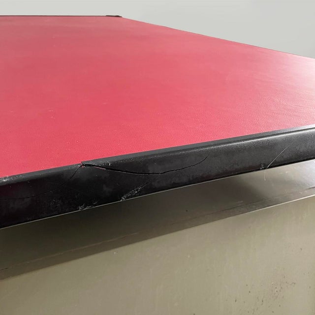 Mid-Century Modern Italian Red Metal, Leather, and Plastic Desk from BBPR Olivetti, 1960s For Sale - Image 10 of 18