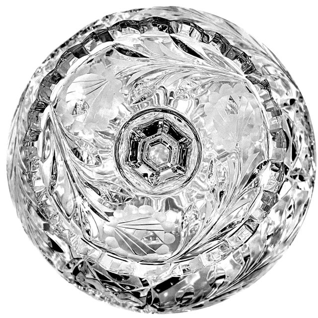 Brilliant Cut Lead Crystal Compote Centerpiece - Late 20th Century For Sale - Image 10 of 10