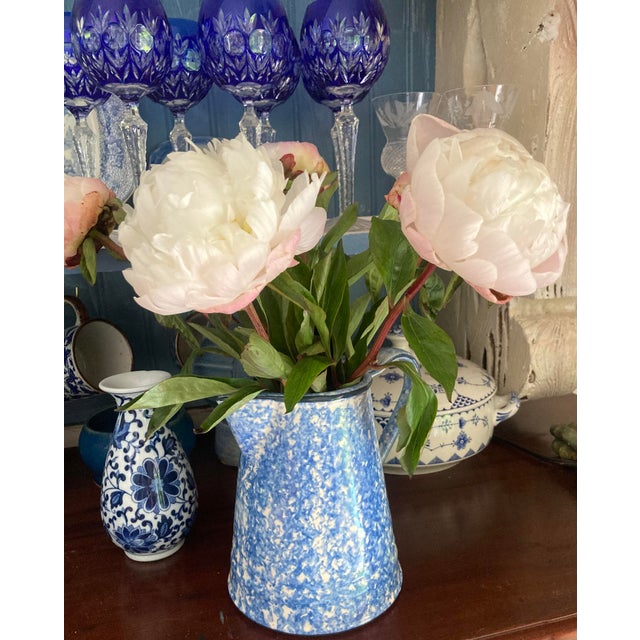 Stangl Élégant Vintage Hand Painted Blue Stangl Sponge Ware Tea or Coffee Pot For Sale - Image 4 of 9