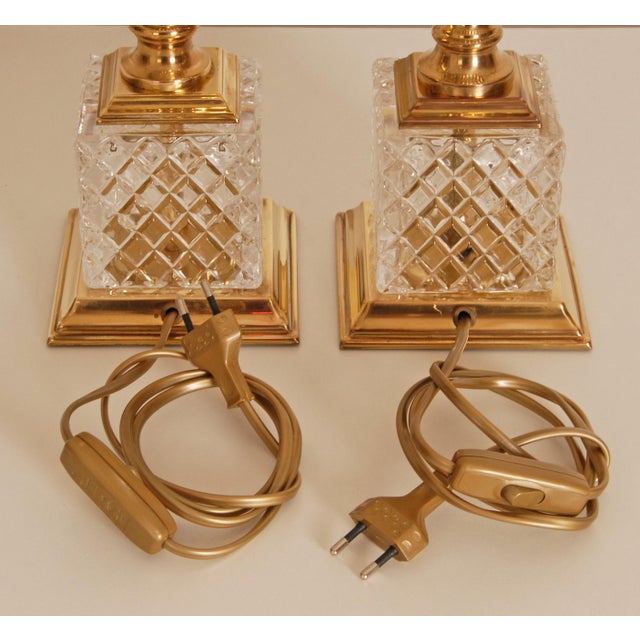 Baguès 1970s Mid Century French Table Lamps Crystal and Gold Brass Reed Modern Lamps - A Pair For Sale - Image 4 of 12