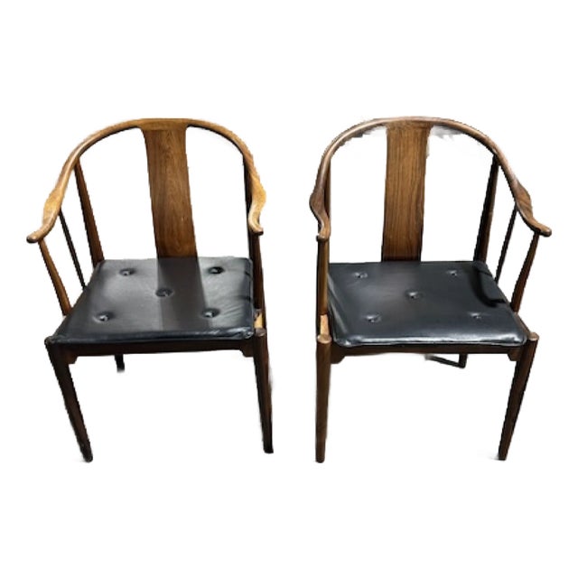 Mid 20th Century Pair of Hans J. Wegner Fritzhansen Danish China Chairs For Sale