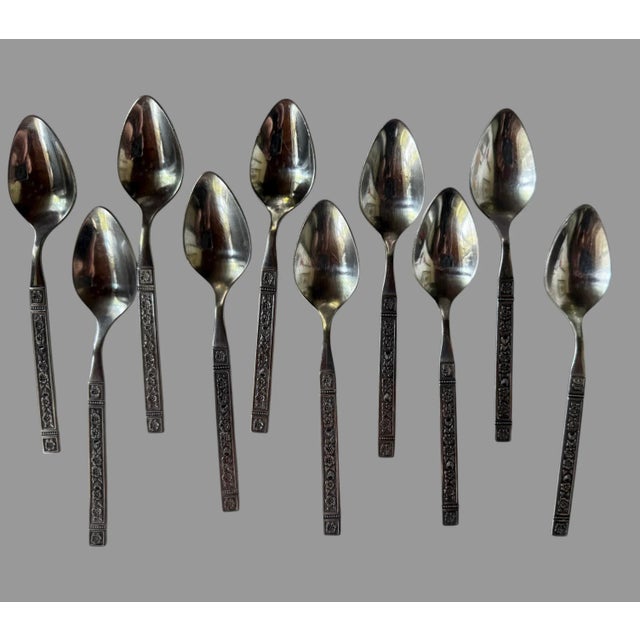 Mid 20th Century Vintage Retro Art Deco Dominica 48 Piece Stainless Flatware Set for 8 by Oneida Silver For Sale - Image 5 of 9