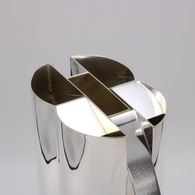 Modern 1980s Pair of Sterling Silver Interlocking Carafes For Sale - Image 3 of 9