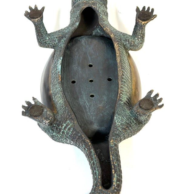 Large Cast & Patinated Bronze Alligator Soap Dish/ Vide-Poche For Sale In West Palm - Image 6 of 15
