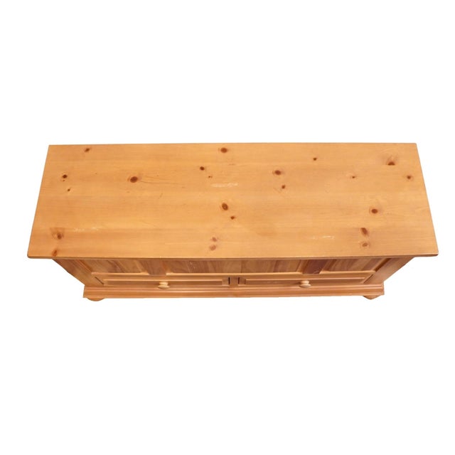 Late 20th Century Broyhill Furniture Fontana Collection Solid Pine 28" Blanket Hope Chest W. Drawers For Sale - Image 5 of 14