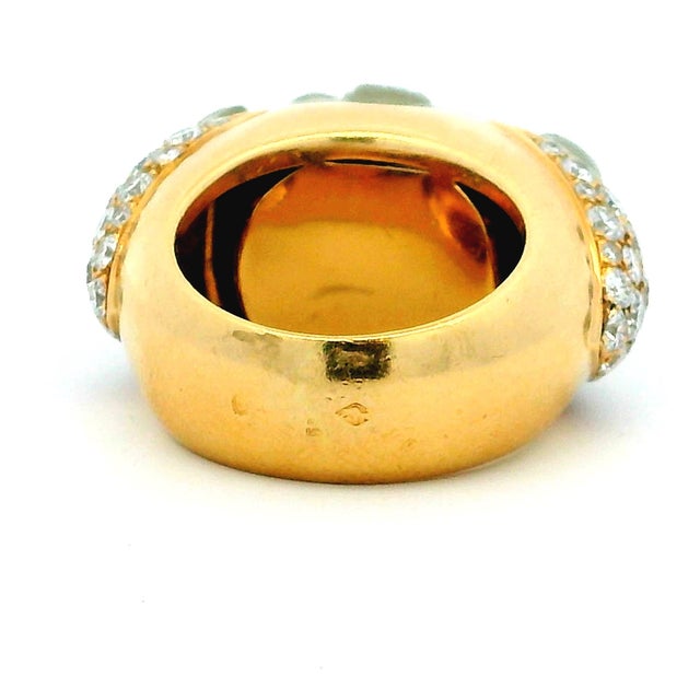 Mid-Century Modern French 18k Gold Carved Jade and Diamond Sculptural Ring, Circa 1970, Size 6.5 For Sale - Image 3 of 13