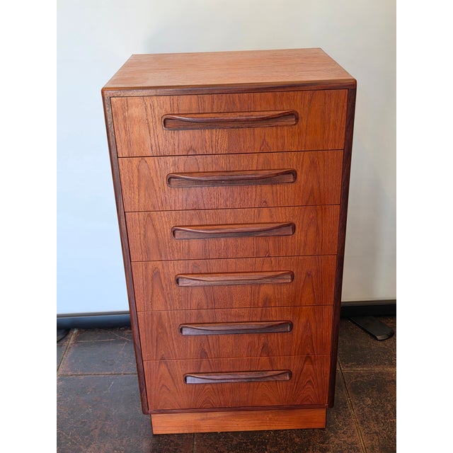 Mid-Century Danish Teak G - Plan Tall Dresser 6 Drawer For Sale In San Diego - Image 6 of 8