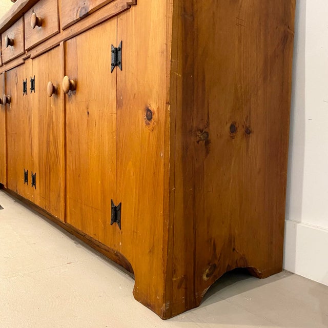 1960s Vintage Hunt Furniture Solid Pine Sideboard For Sale - Image 4 of 12