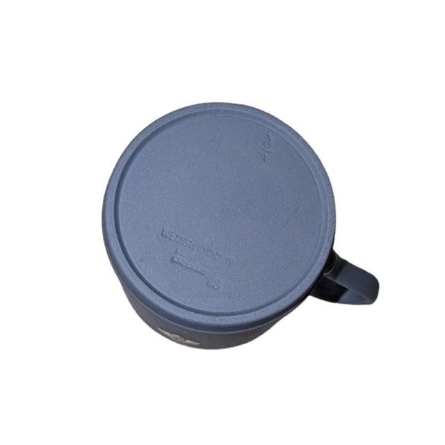 Josiah Wedgwood 1970s Wedgwood Jasperware Demitasse Cup & Saucer For Sale - Image 4 of 7