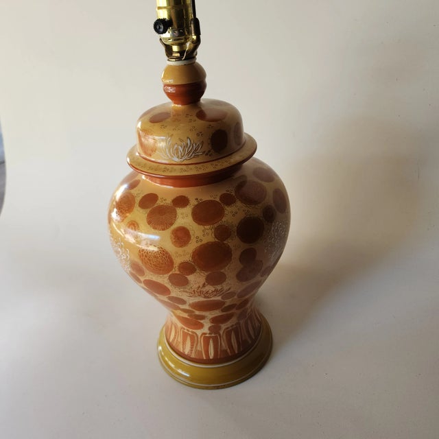 Japanese Mid Century Fujita Kutani Chrysanthemum Lamp and Ball Finial For Sale - Image 3 of 7
