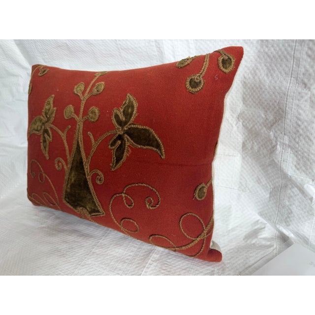 Italian 18th Century Italian Silk Velvet Appliqué Pillow For Sale - Image 3 of 7
