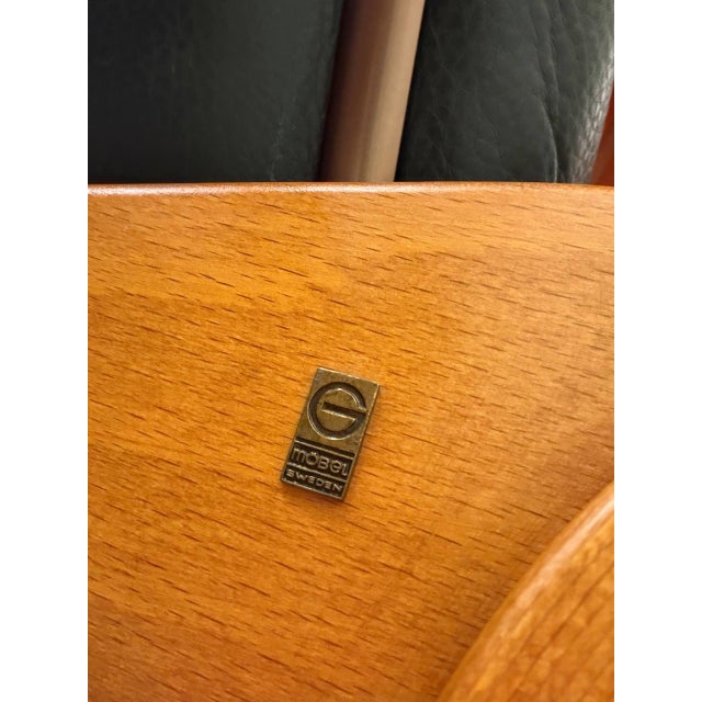 1960s Swedish Adjustable Black Leather Lounge Armchair by Göte Möbler - Mid-Century Modern Recliner For Sale - Image 4 of 6