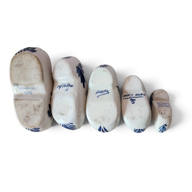 Ceramic Misc Collection of 5 Vintage Blue & White Delft Pottery Shoe Ashtrays For Sale - Image 7 of 9