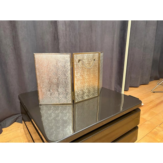 Gold Triptych of Mirrors, France, 1930s For Sale - Image 8 of 18
