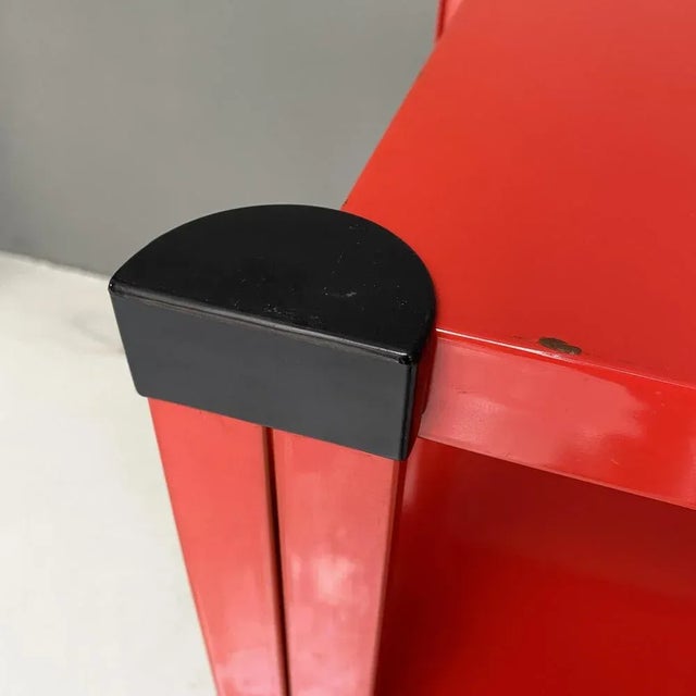 Italian Modern Red Metal Bookcase, 1980s For Sale - Image 9 of 10