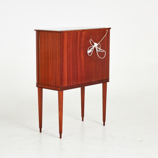 Mid-Century Scandinavian Modern Cabinet, Sweden, 1940s For Sale - Image 4 of 5