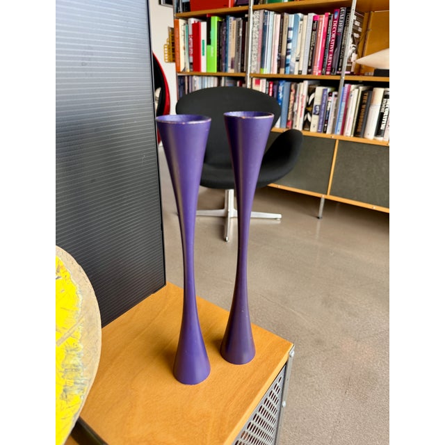Rare 1960 Verner Panton Vip-302-1 Candlesticks Svend Andersen Denmark Purple Reversible Wood Pair For Sale In Las Vegas - Image 6 of 15