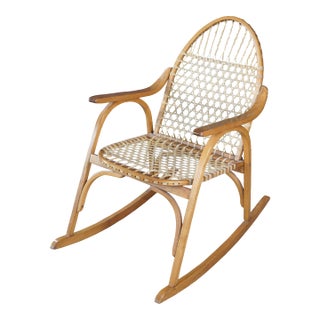 Late 20th Century Vermont Tubbs Oak Bentwood Snowshoe Rawhide Lacing Rocking Chair Rocker For Sale