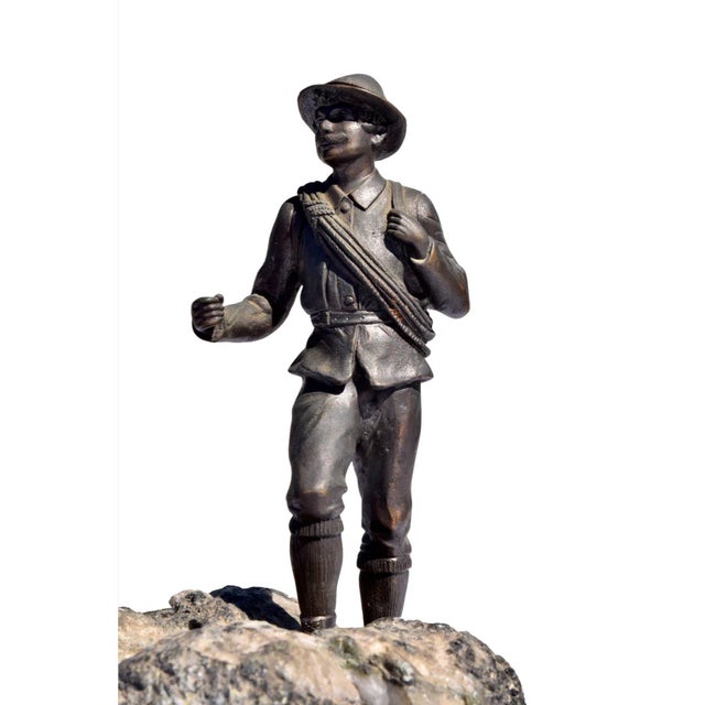 Late 19th Century Continental Bronze Young Hunter on Mineral Base For Sale - Image 5 of 10