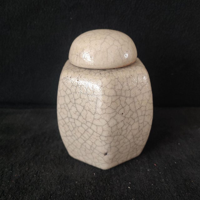 Art Deco Chinese Ceramic Pot,Ge Ware Crackle Glaze Celadon Tea Jar For Sale - Image 3 of 10