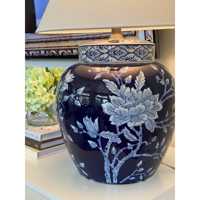 Chinoiserie Late 20th Century Chinoiserie Ginger Jar Lamp Base For Sale - Image 3 of 4