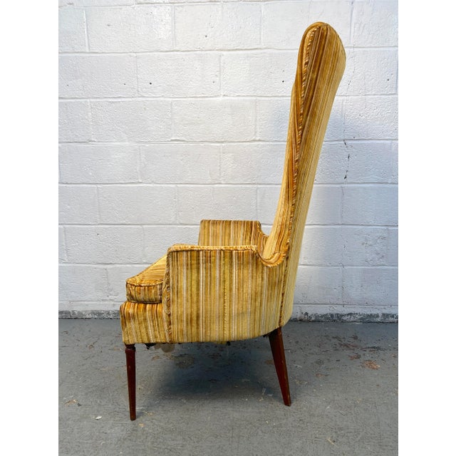 Pair of Mid 20th Century Luxurious High-Backed Chairs For Sale In New York - Image 6 of 12