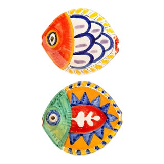 Vintage Whimsical Italian DeSimone Terra Cotta Fish Plates - a Pair For Sale